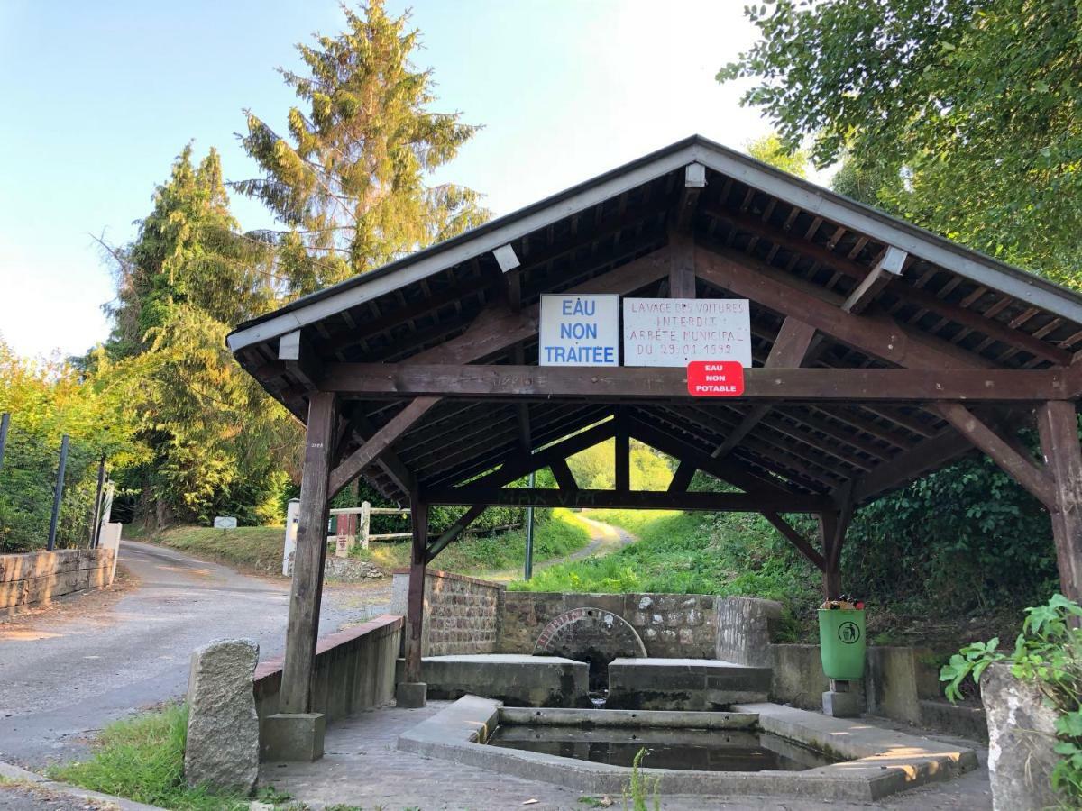 Aux Lettres Du Lavoir La Rivière-Saint-Sauveur Kültér fotó