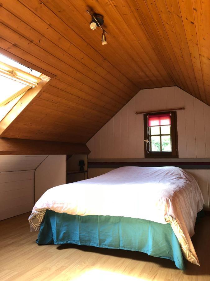 Aux Lettres Du Lavoir La Rivière-Saint-Sauveur Kültér fotó